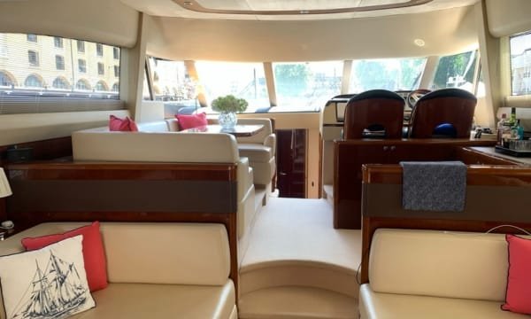 Princess 67 Flybridge