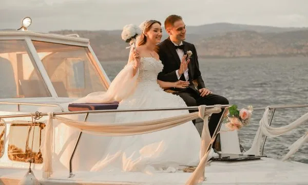 Yacht weddings venues in London