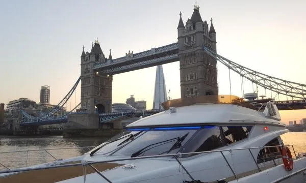 River Thames Sightseeing